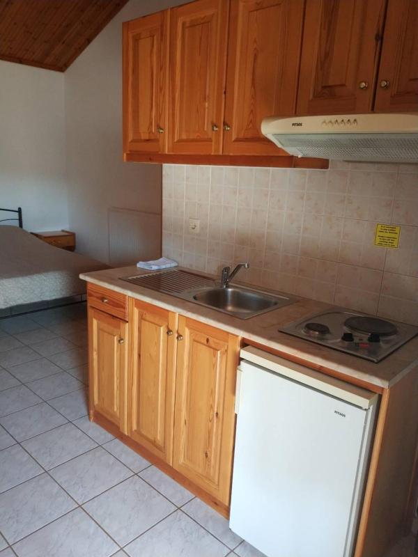 Triple Room with Garden View image 4