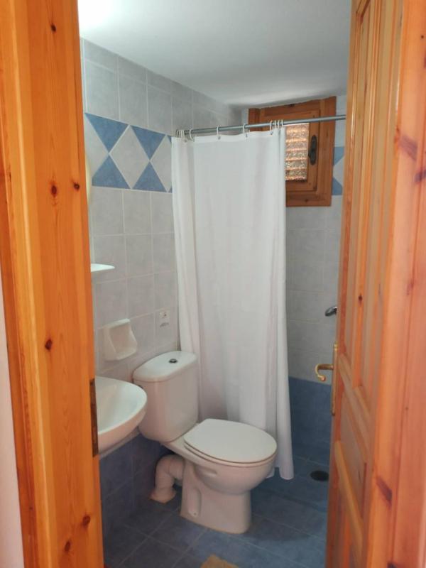 Triple Room with Garden View image 2