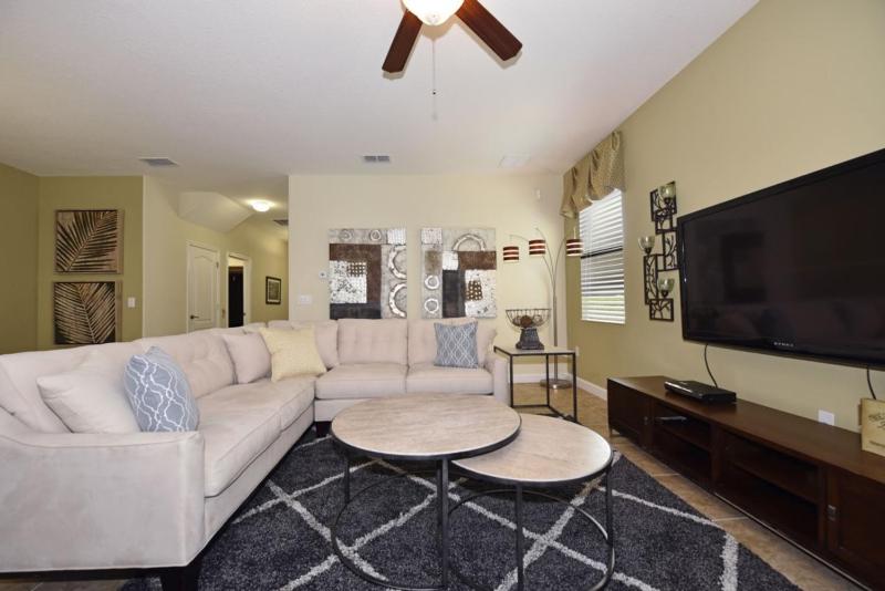 Holiday Home image 1