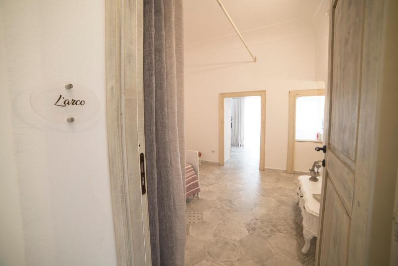 Large Double Room image 1
