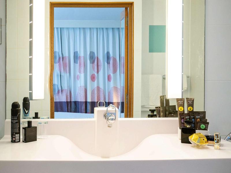 Executive Room image 3