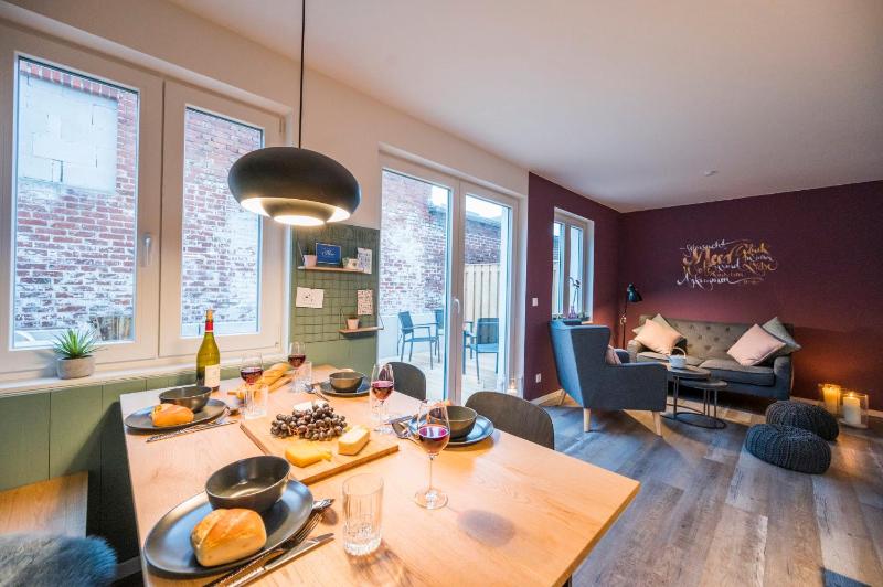 Holiday Home image 1