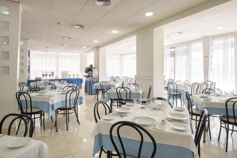 Hotel Guadalquivir - image 16