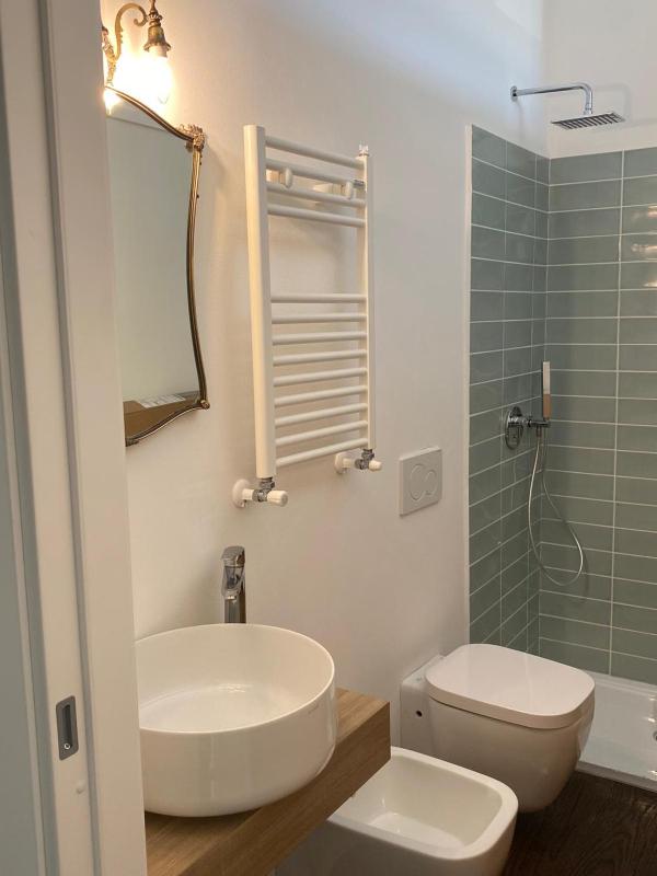 Standard Double Room image 4