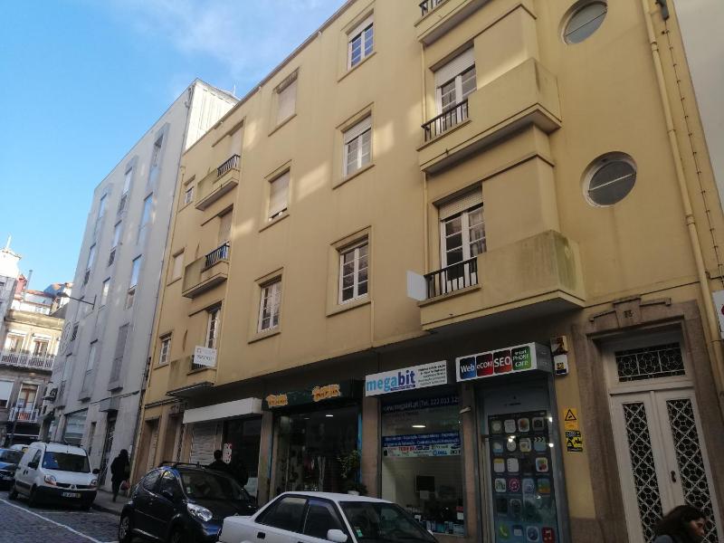 Three-Bedroom Apartment image 1