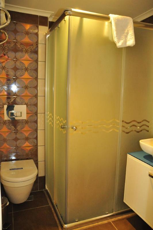 Triple Room with Sea View image 3