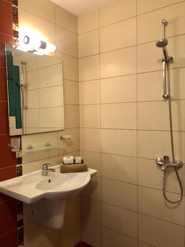 Apartment image 3