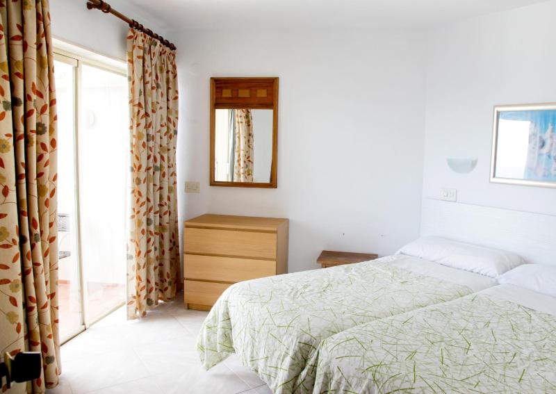 Apartment with Mountain View image 3