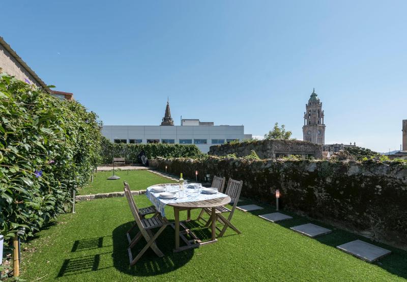 BmyGuest - Almada Garden Apartment - image 13