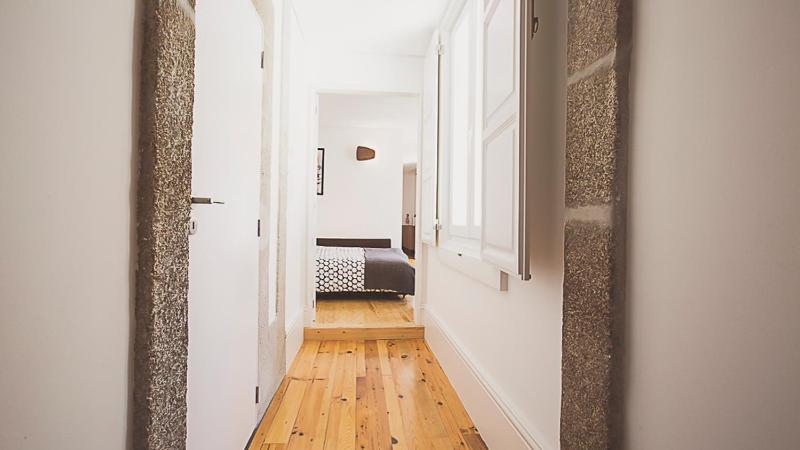 BmyGuest - Almada Garden Apartment - image 15