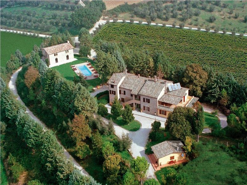 Chalet image 3