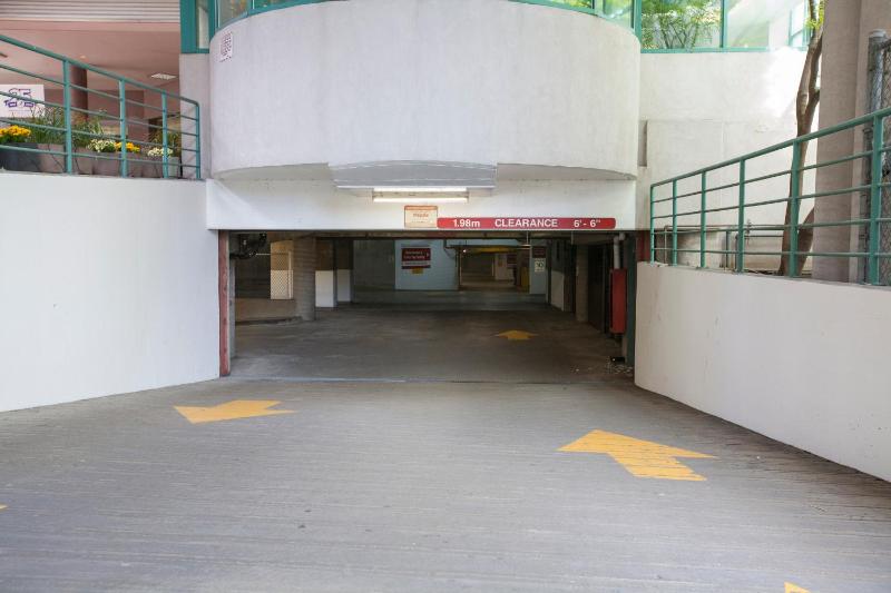 Rosedale On Robson Suite Hotel - image 12