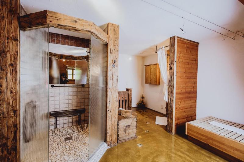 Deluxe Double Room image 4