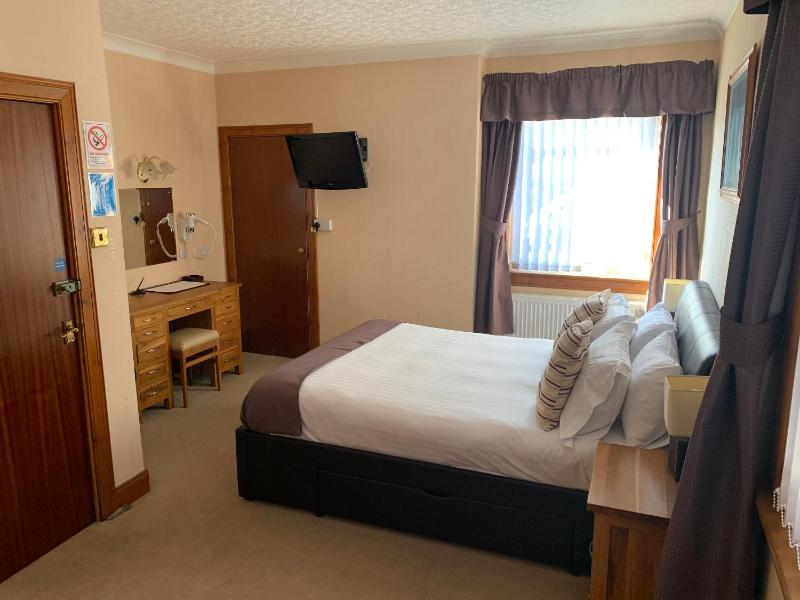 King Room image 1