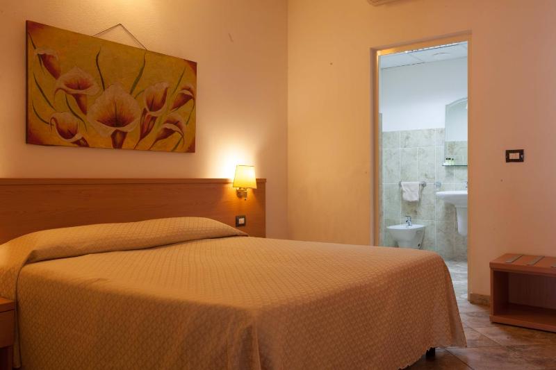Superior Double or Twin Room image 3