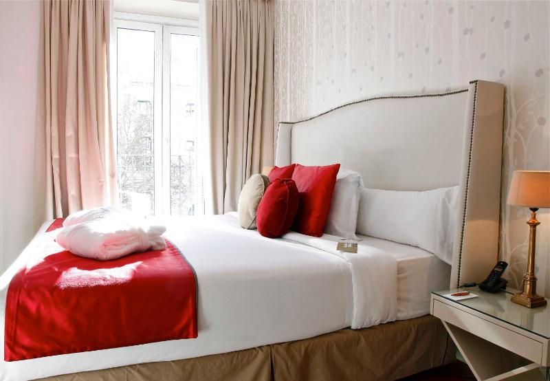 Junior Suite image 2