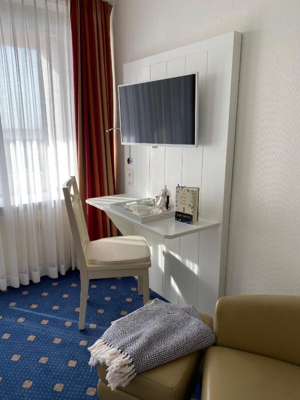 Single Room - West-Facing image 3