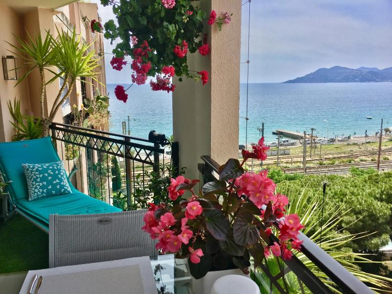 Apartment with Sea View - Mare Blu image 2