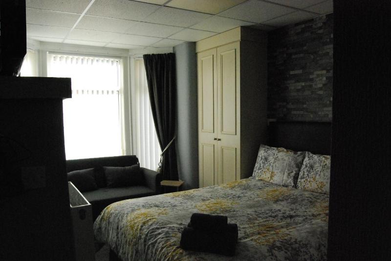 Birch Villa - image 10