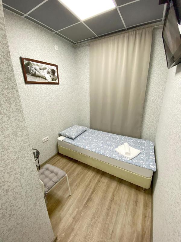 Standard Single Room image 3