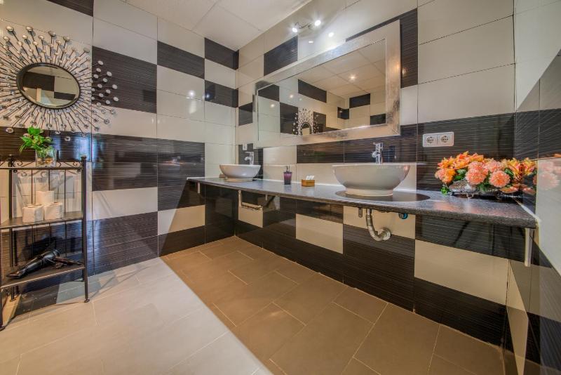 Three-Bedroom Apartment image 2