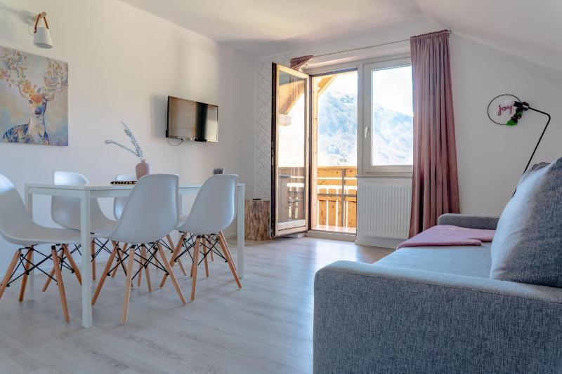 Deluxe Apartment with Balcony image 1