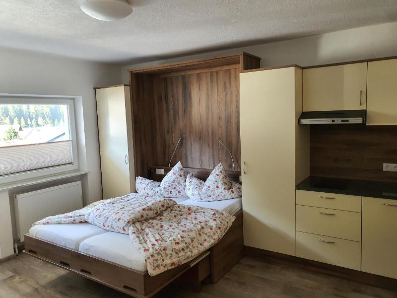 Apartment with Mountain View image 4