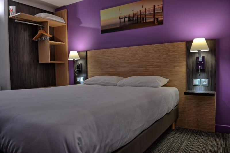 Classic Double Room image 1