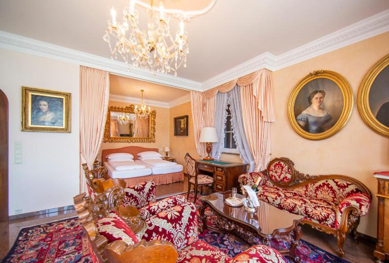 Two-Bedroom Suite image 4