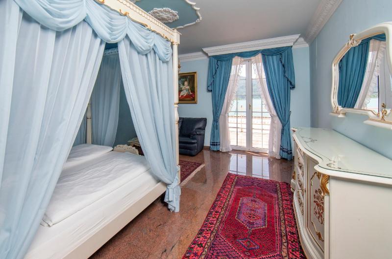 Two-Bedroom Suite image 2