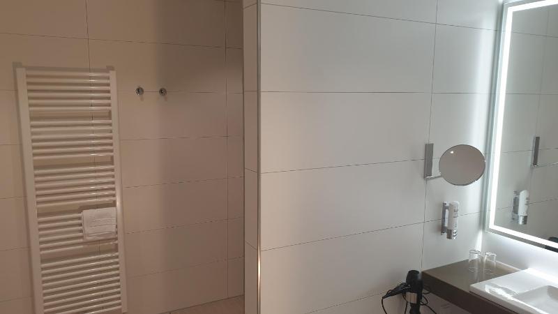 Junior Suite image 2