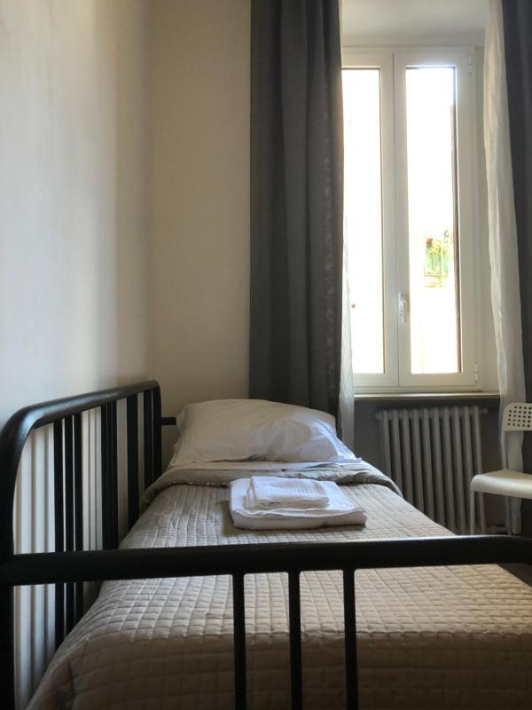 Single Room with Private Bathroom image 4