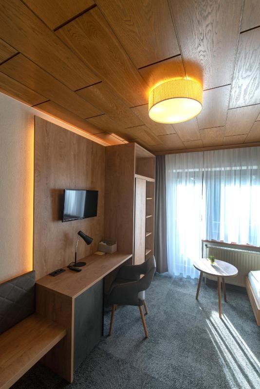 Single Room with Balcony image 1
