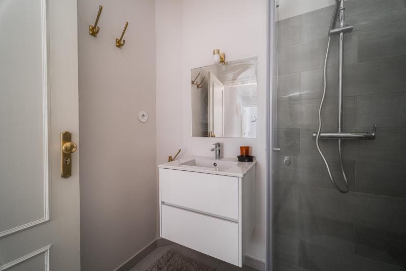 Nomad's By Sta Catarina Flats - 3BED Porto - image 34