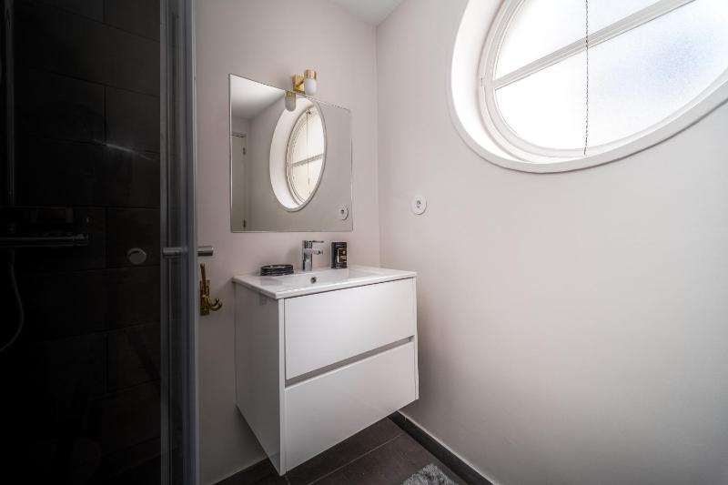 Nomad's By Sta Catarina Flats - 3BED Porto - image 15