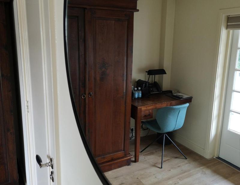 Deluxe Double or Twin Room image 1