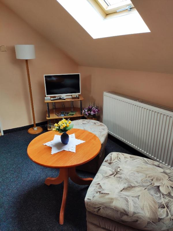 Double Room image 4
