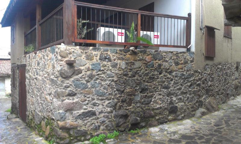 Three-Bedroom Villa image 2