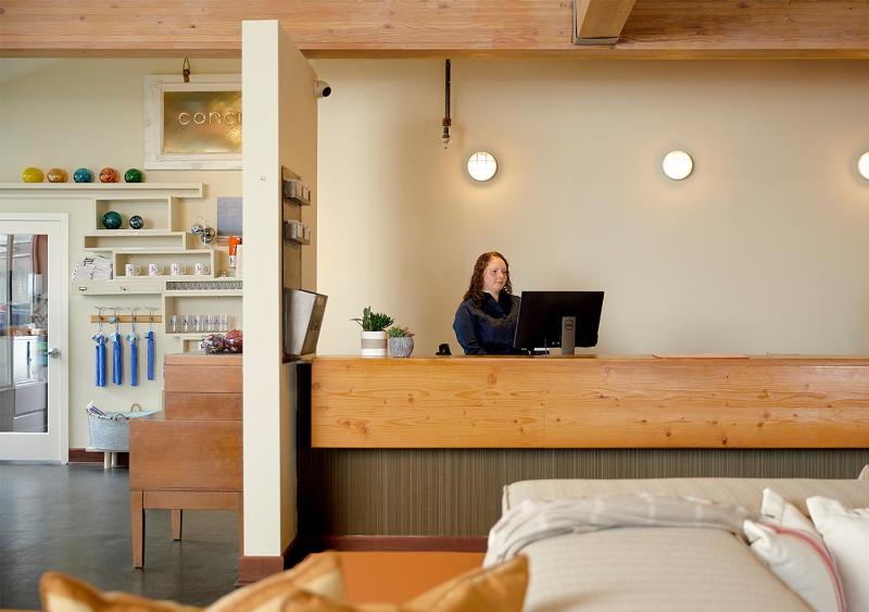 Surftides Hotel - image 34