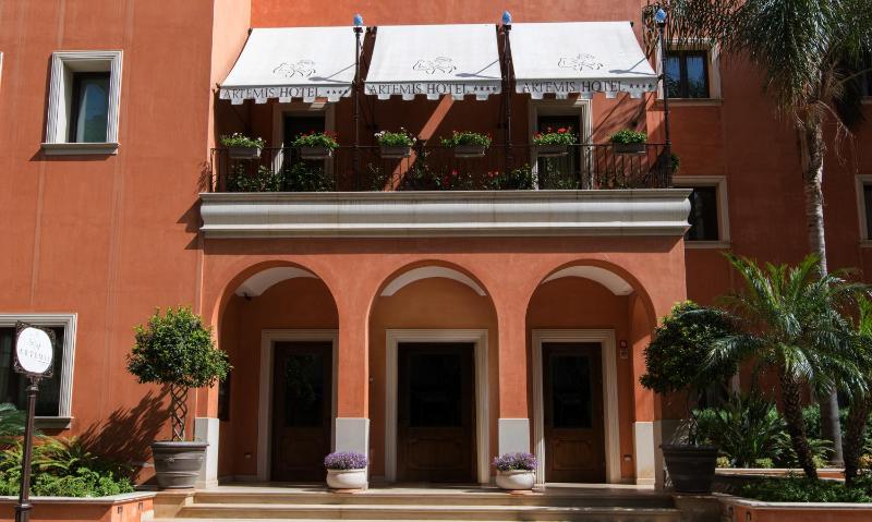Artemis Hotel - image 33