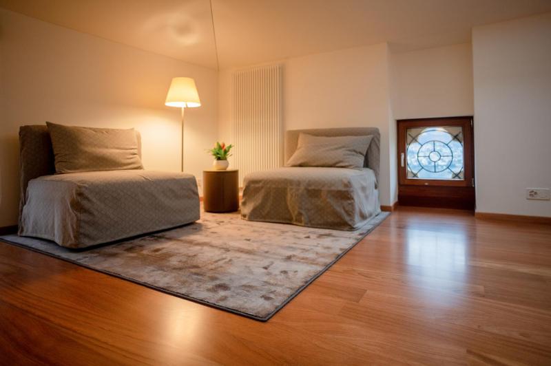Deluxe Double Room image 2