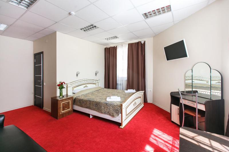Comfort Triple Room image 3