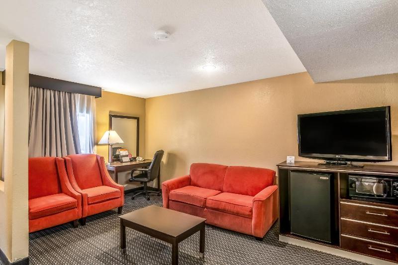 King Suite image 4