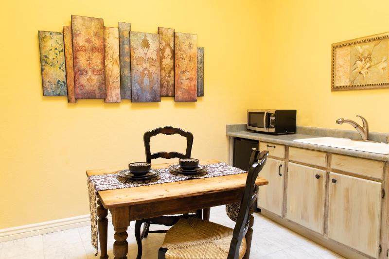 King Suite image 4