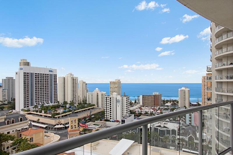 Chevron Renaissance Hosted by Gold Coast Holiday Stays - image 12