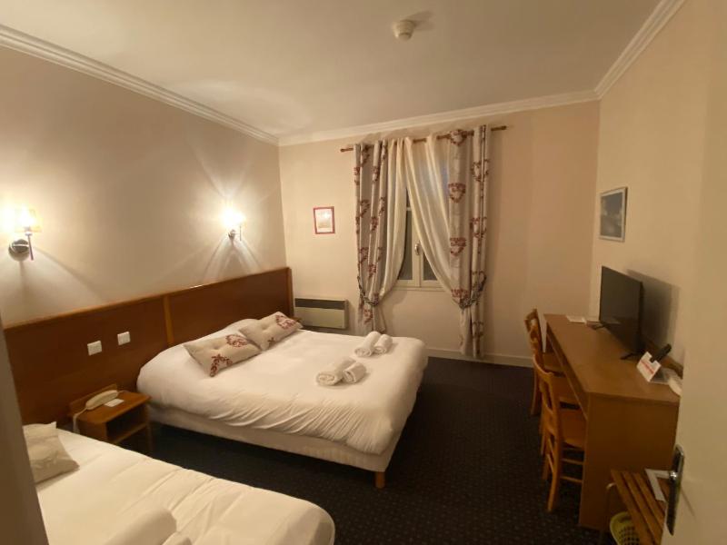 Triple Room image 1