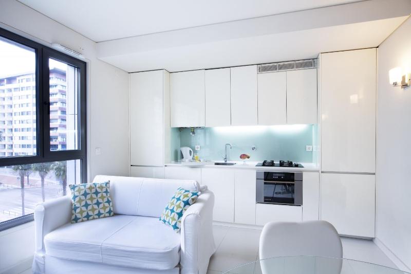 One-Bedroom Apartment image 4