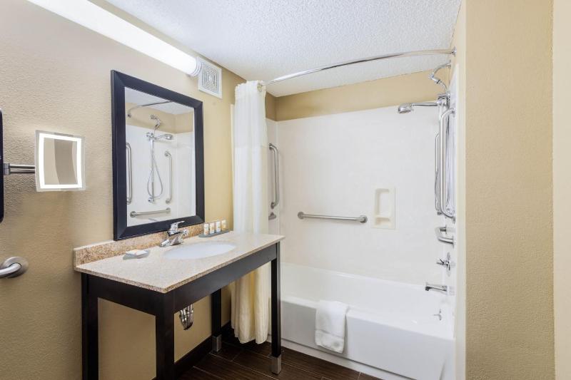 King Room image 1