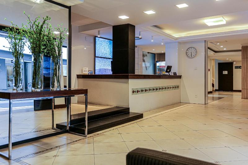 Sandri City Hotel - image 3