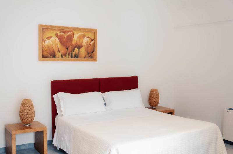 Economy Triple Room - Separate Building image 3